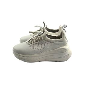 Women's CLOVE Sneakers Size 9.5